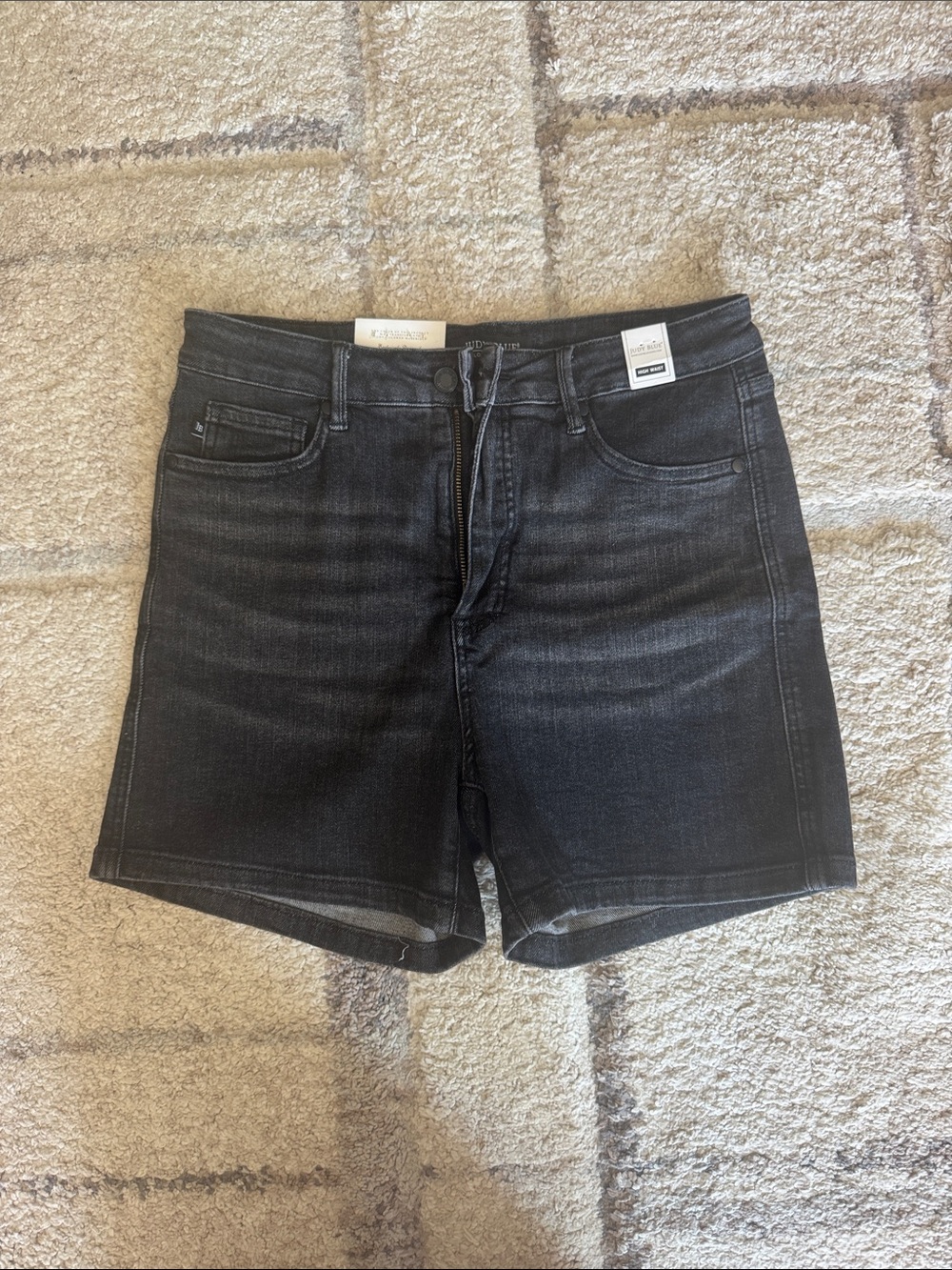 Judy Blue - Black Denim Mid-Rise Women's Shorts